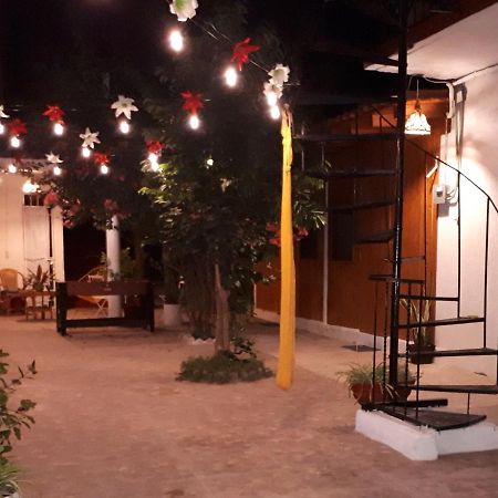 Casa Lao Centro Hotel Сиуатанехо Екстериор снимка